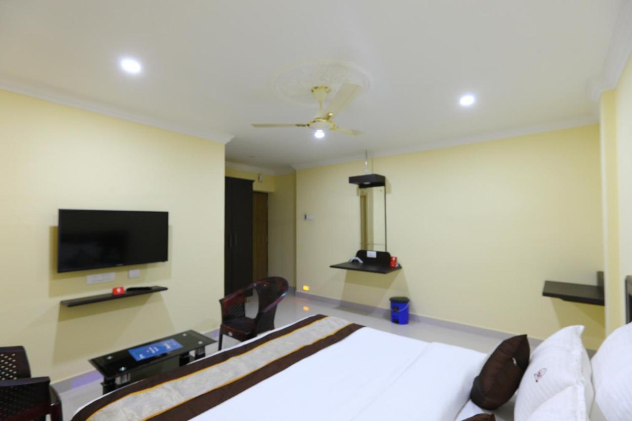 Hotel Salbala - Near Airport Chennai Extérieur photo